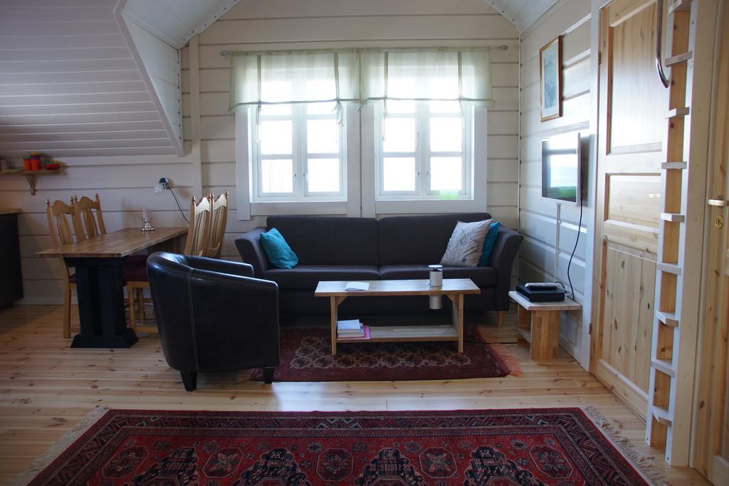 Aroybukta Aaroybukt Guesthouse מראה חיצוני תמונה