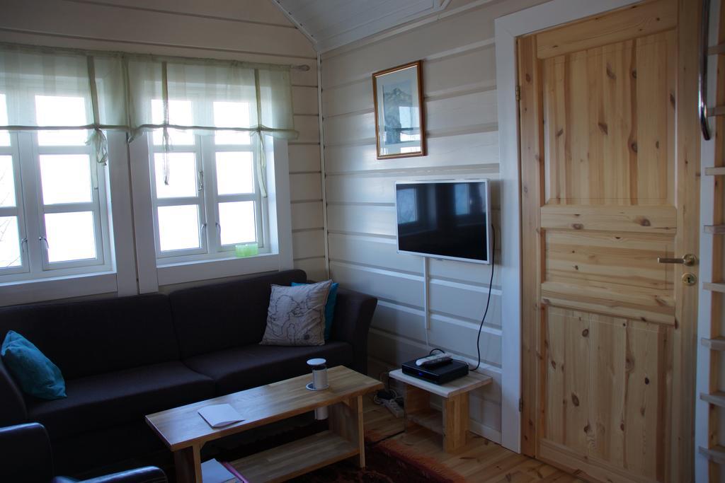 Aroybukta Aaroybukt Guesthouse מראה חיצוני תמונה